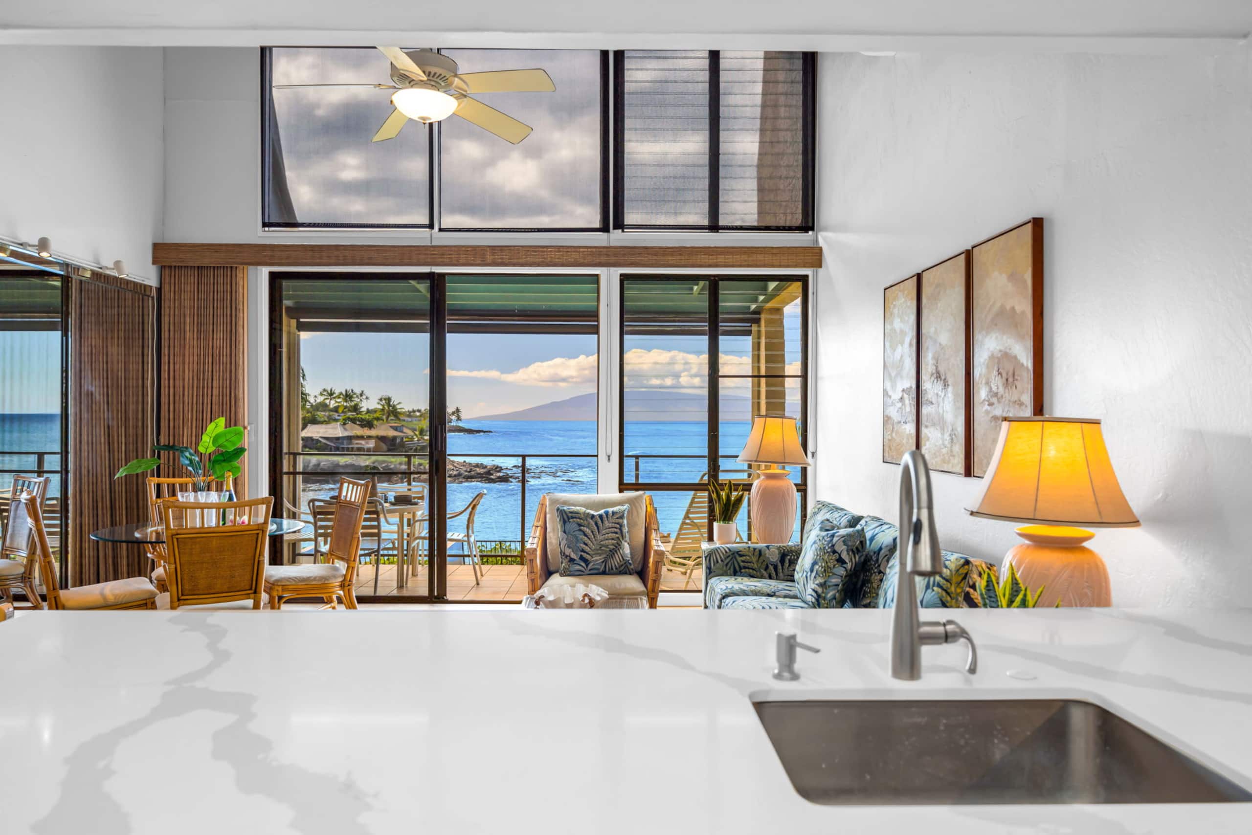 Condo in Lahaina · ★4.0 · 2 bedrooms · 4 beds · 2 baths - Image 16