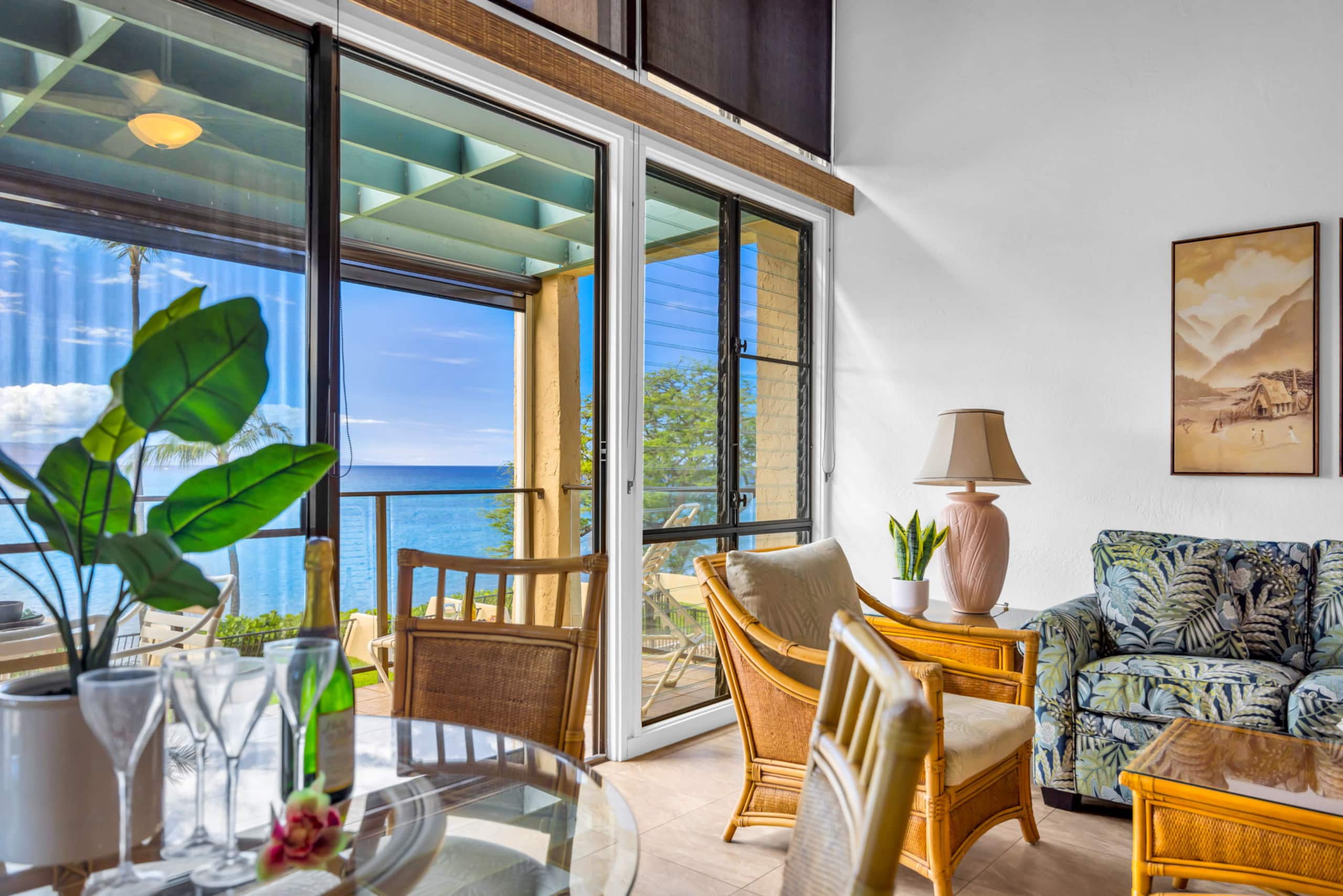 Condo in Lahaina · ★4.0 · 2 bedrooms · 4 beds · 2 baths - Image 3