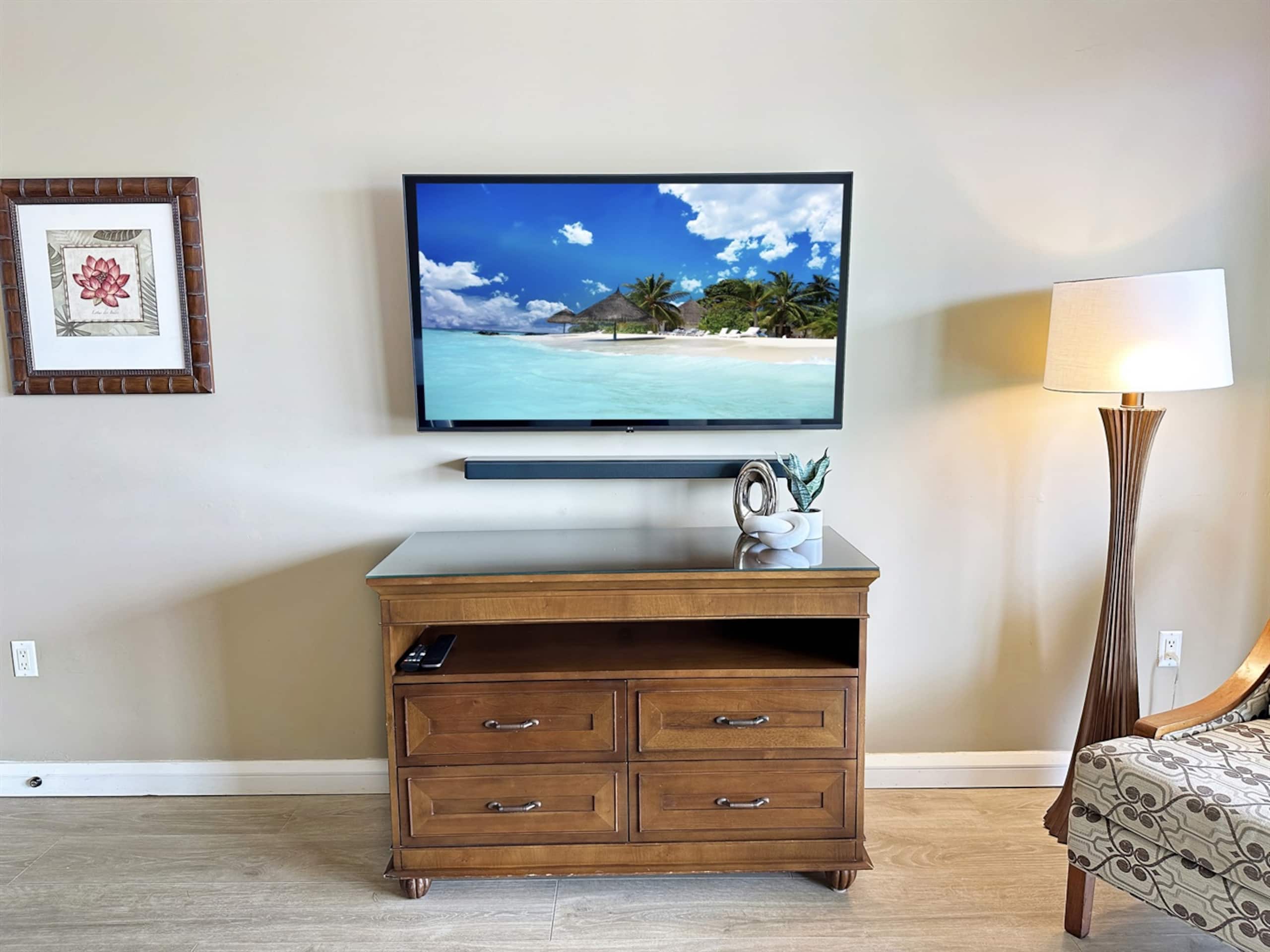 Condo in Lahaina · ★4.94 · 2 bedrooms · 2 beds · 1 bath - Image 5