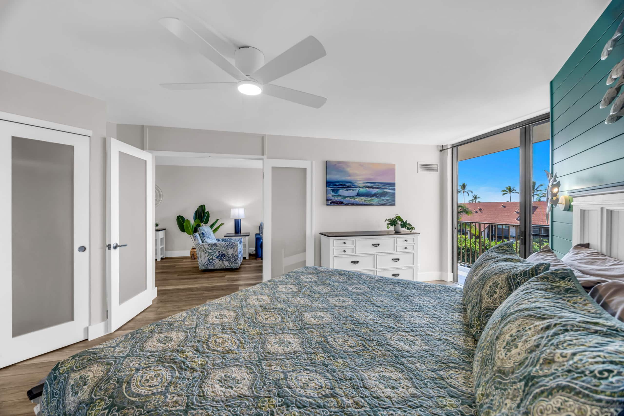 Hip Oceanfront Resort Vistas - Image 26