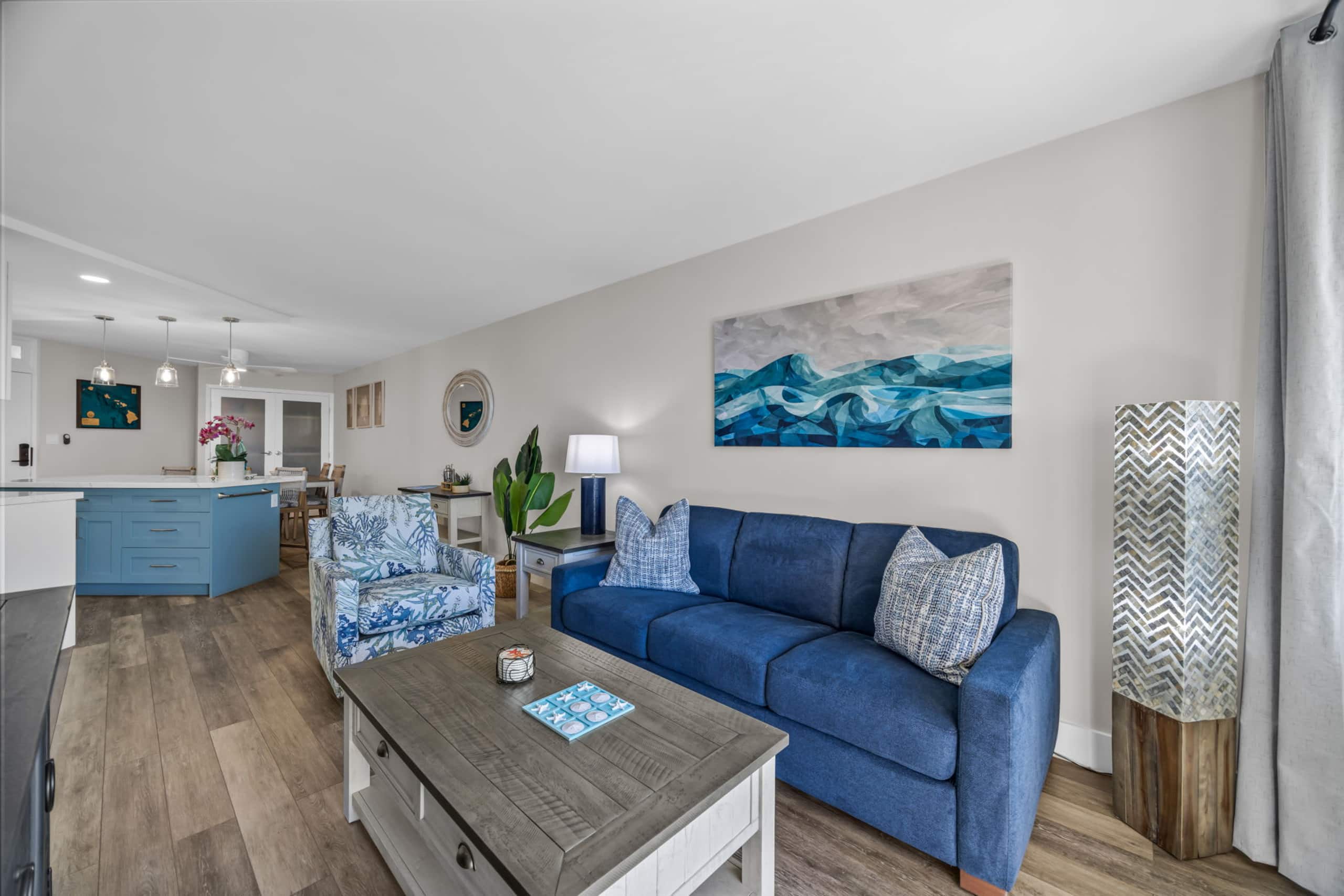 Hip Oceanfront Resort Vistas - Image 4