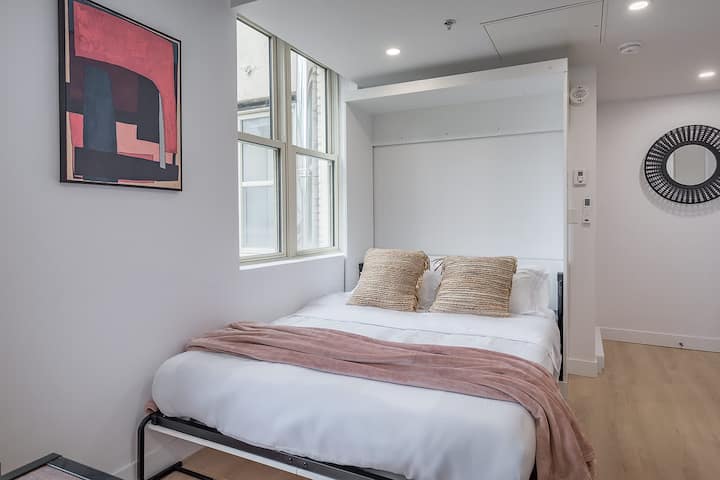 Bright Loft- Plush Bed - Montreal