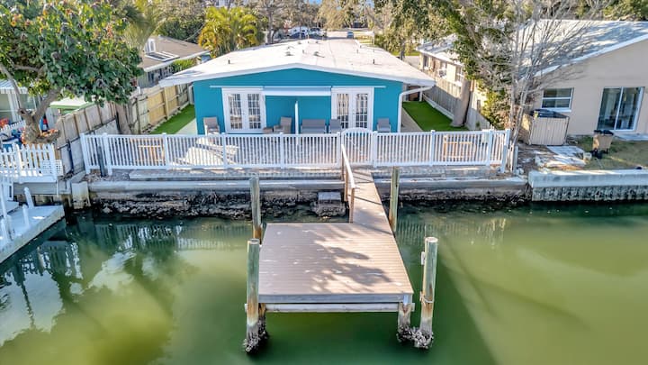 Pet Friendly Irb Waterfront Condo & Free Boat Dock - Largo, FL