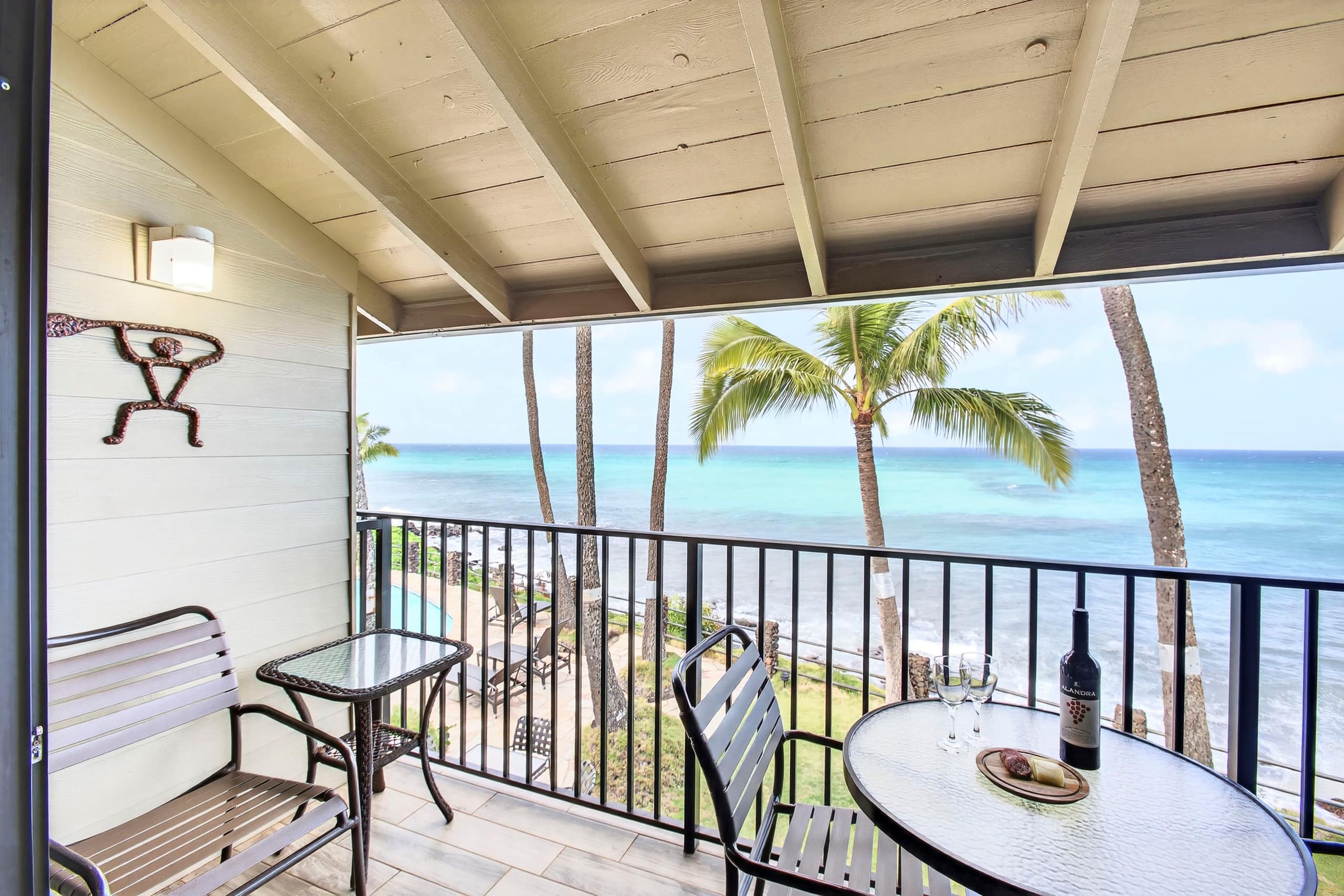 Condo in Lahaina · ★5.0 · Studio · 2 beds · 1 bath - Image 1