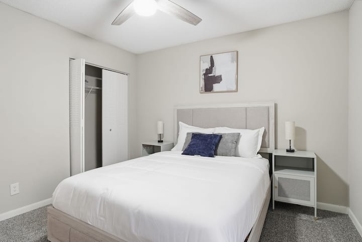 Peaceful 2br Retreat In Lawrenceville - Duluth, GA
