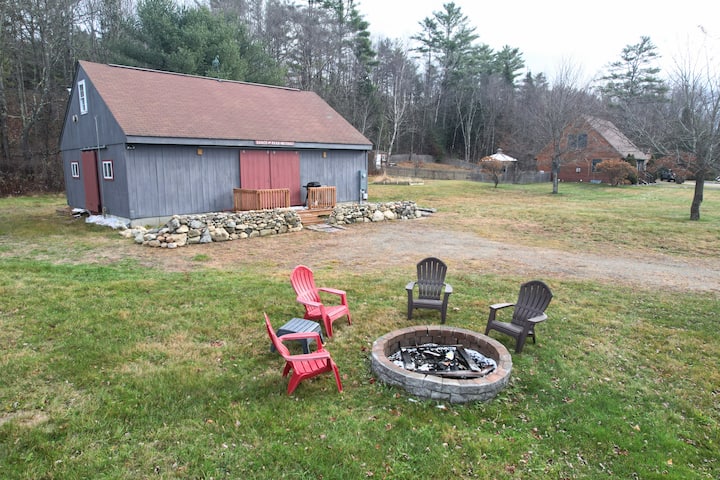 The Barn: One Of A Kind Rustic Stay - Franconia, NH