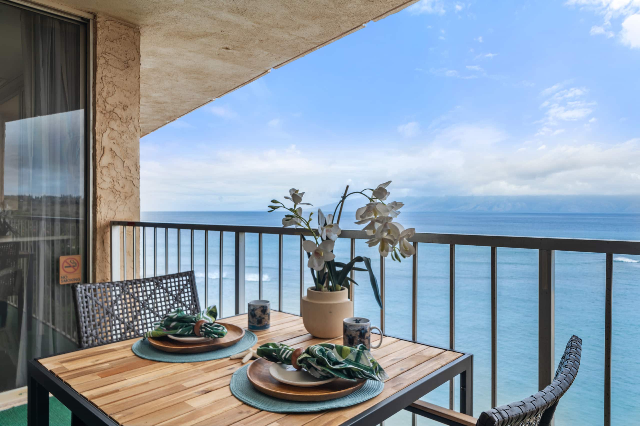 Condo in Lahaina · ★4.0 · 1 bedroom · 2 beds · 1 bath - Image 25