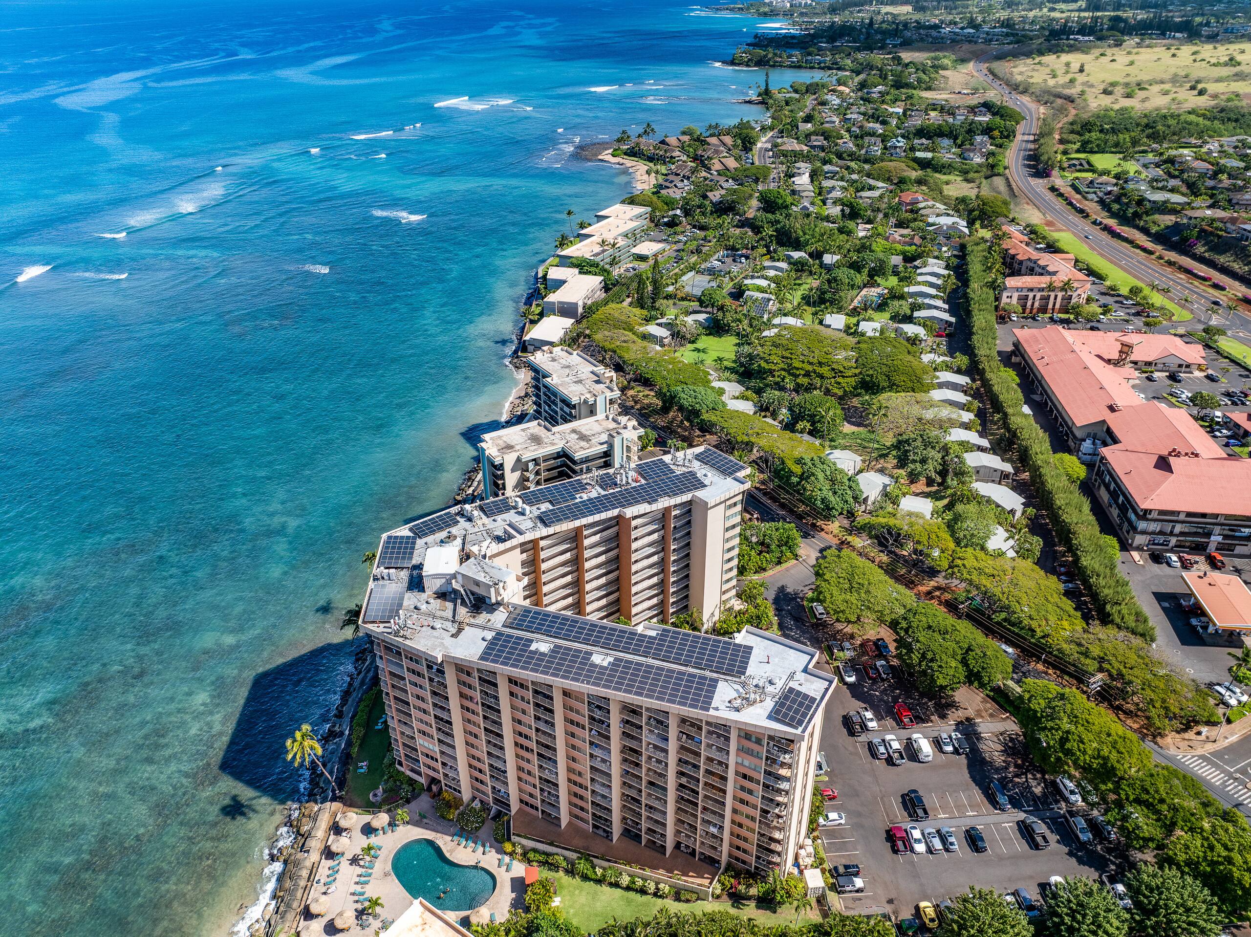 Condo in Lahaina · ★4.0 · 1 bedroom · 2 beds · 1 bath - Image 54