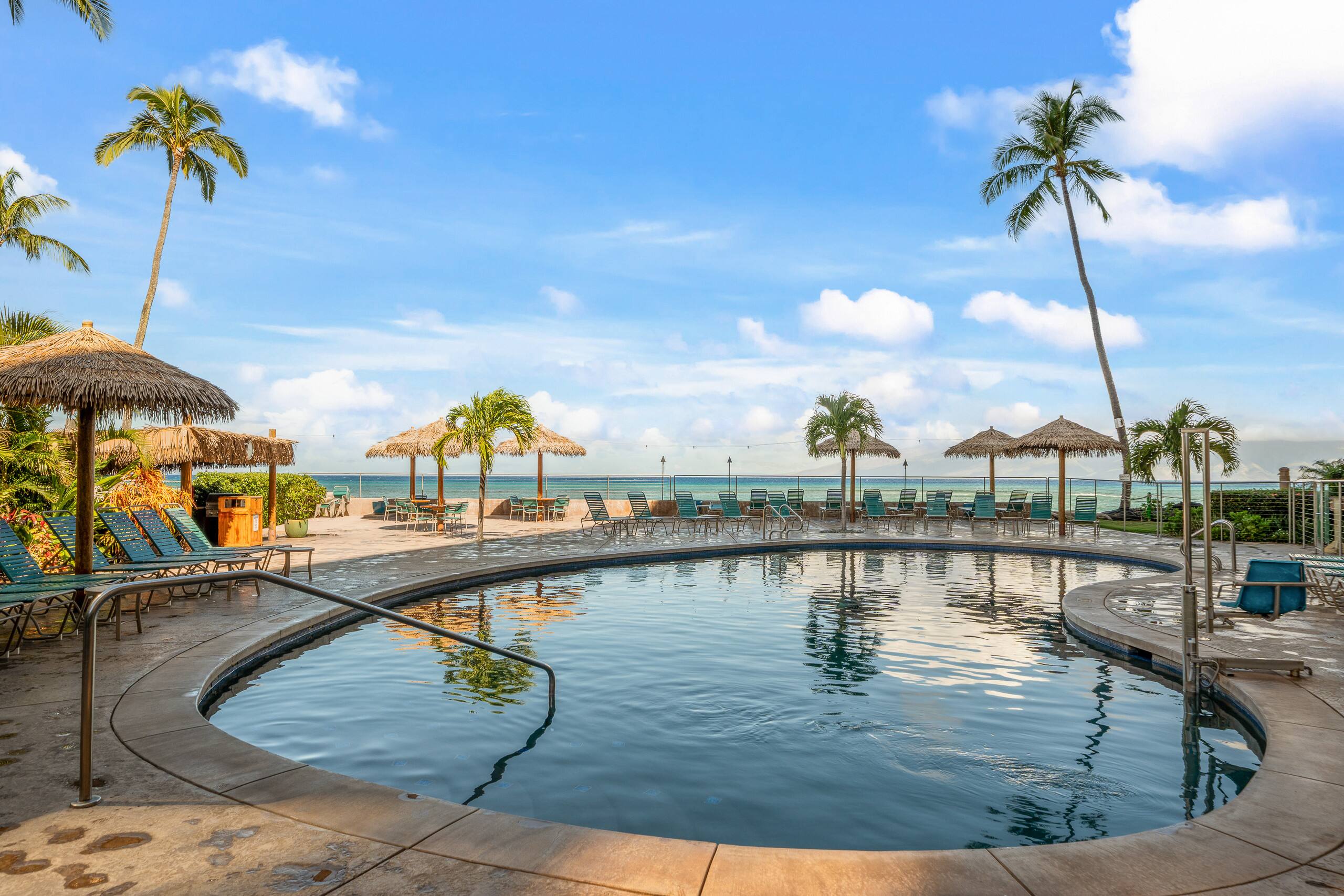 Condo in Lahaina · ★4.0 · 1 bedroom · 2 beds · 1 bath - Image 35