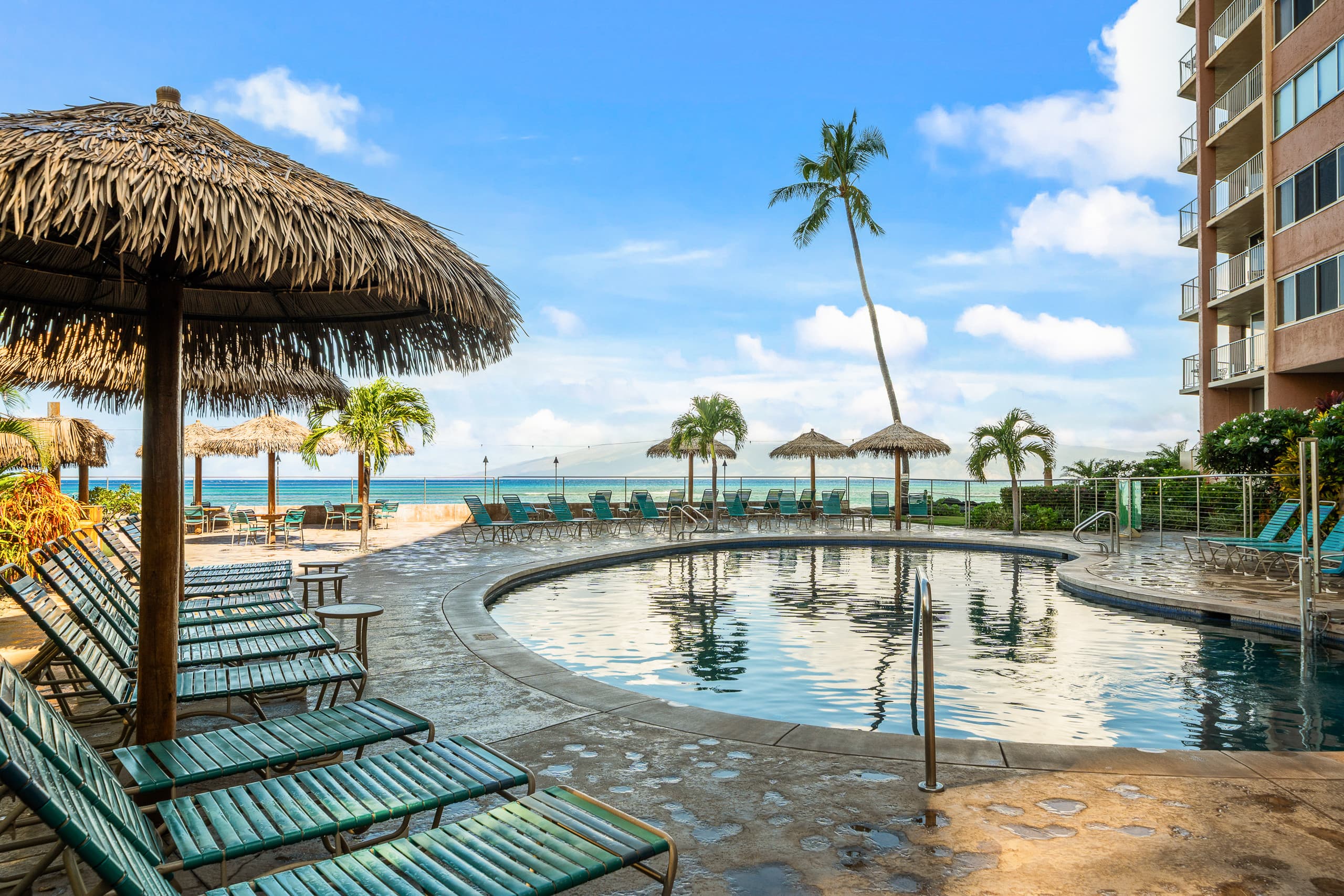 Condo in Lahaina · ★4.0 · 1 bedroom · 2 beds · 1 bath - Image 36