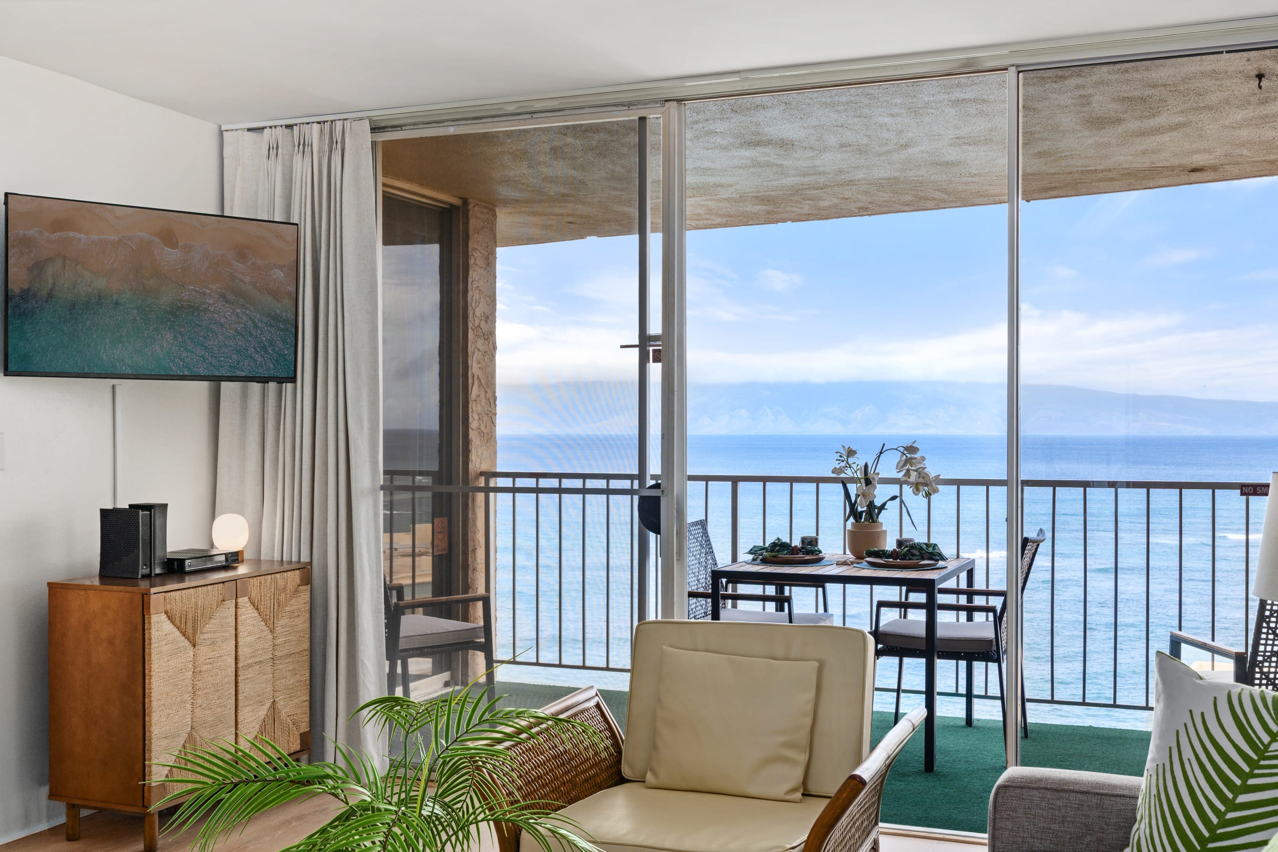 Condo in Lahaina · ★4.0 · 1 bedroom · 2 beds · 1 bath - Image 29
