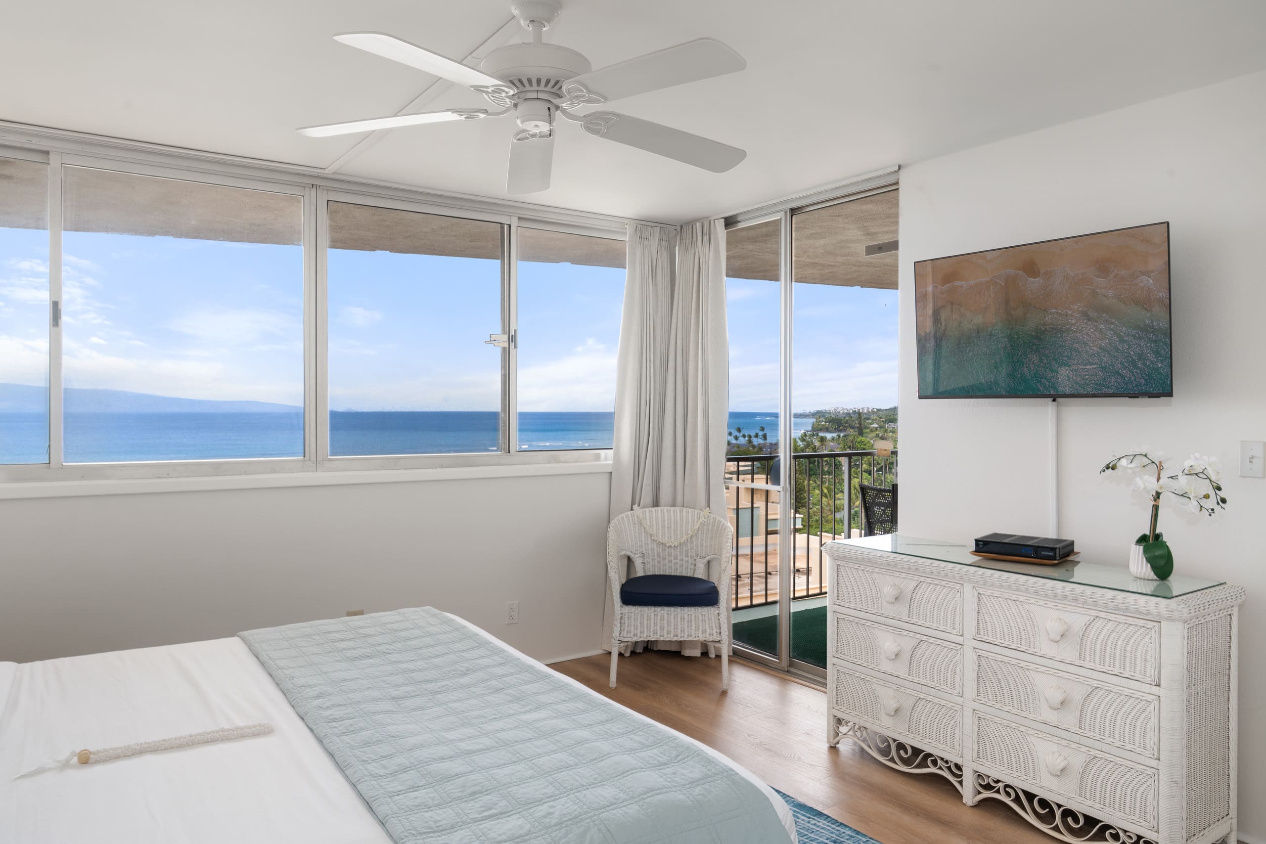 Condo in Lahaina · ★4.0 · 1 bedroom · 2 beds · 1 bath - Image 16