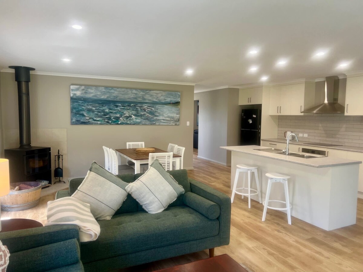 Green Homes For Rent With Robe Flatbright photo