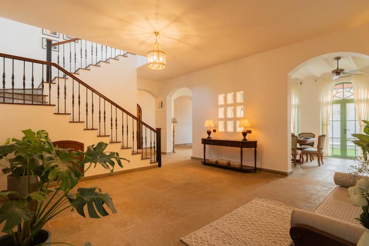 Interior: Entrance