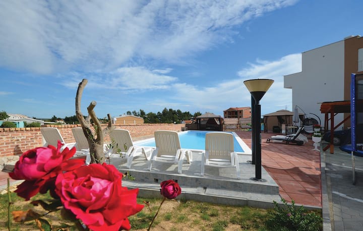 Nice Apartment In Nin With Outdoor Swimming Pool - Nin