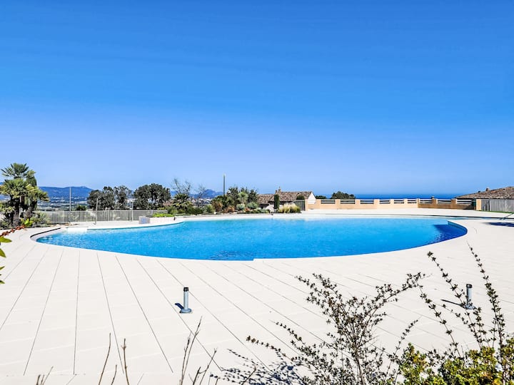 Le Golf De Roquebrune By Interhome - Roquebrune-sur-Argens