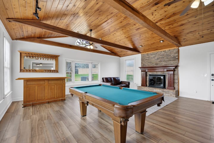 New! Quiet Retreat Near Opryland & Airport - Hendersonville, TN