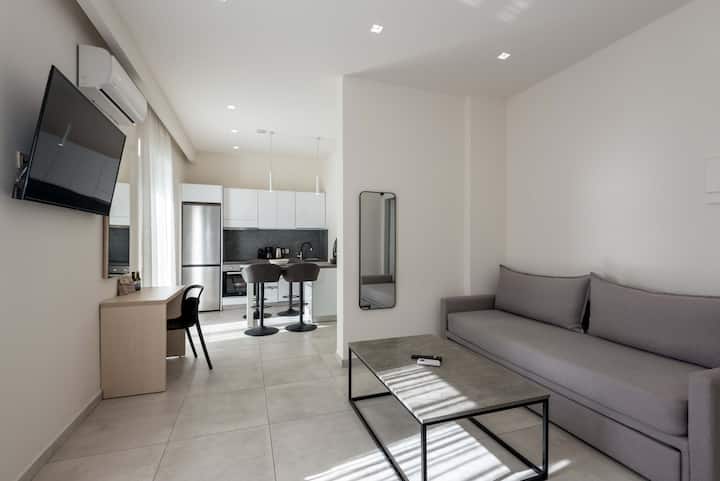 Harma City Living - Garden View Family Apartment - La Canée