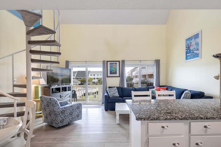 Pebble Beach F-208, Oceanside Condo - Emerald Isle, NC
