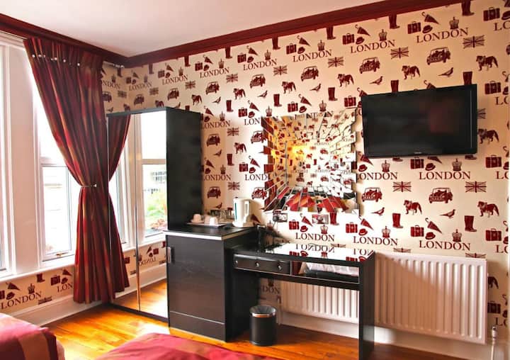 Famille-large-salle De Bain Privée - Twickenham
