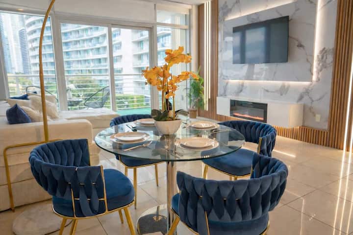 City Views & Free Parking In Midtown Miami - Miami, FL
