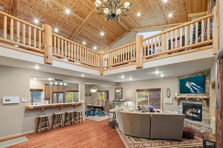 Luxury 4bdr! Exclusive Location! Walk To Bear Mtn! - Big Bear Lake, CA