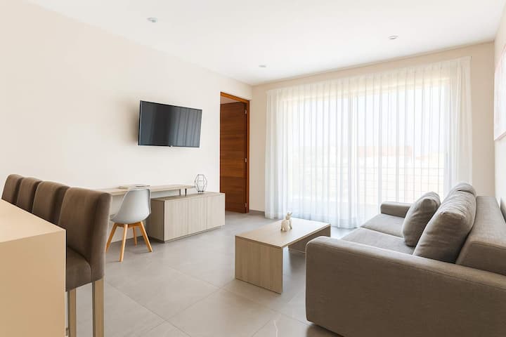 Rooftop Pool Condo Steps From 5th Avenue - Cozumel