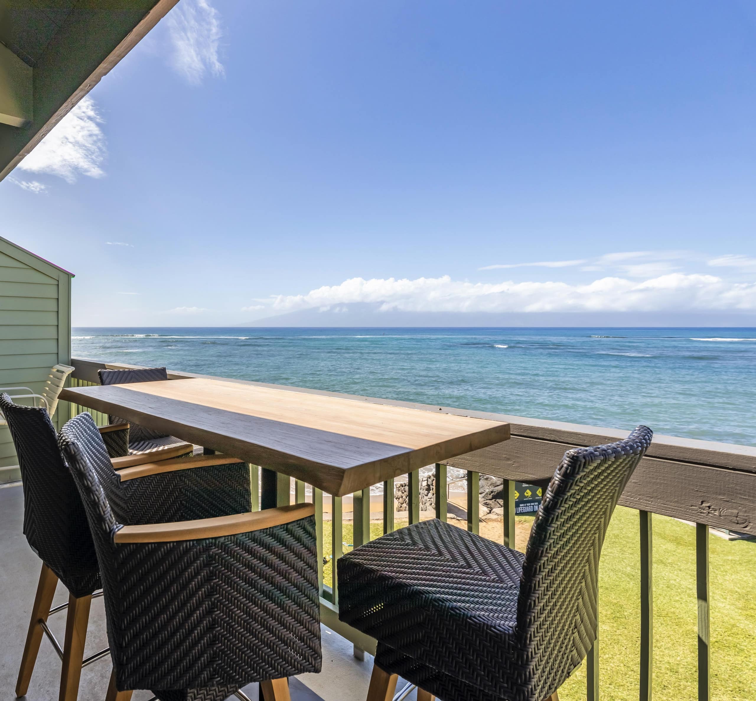 Condo in Lahaina · ★4.75 · 3 bedrooms · 7 beds · 2 baths - Image 4