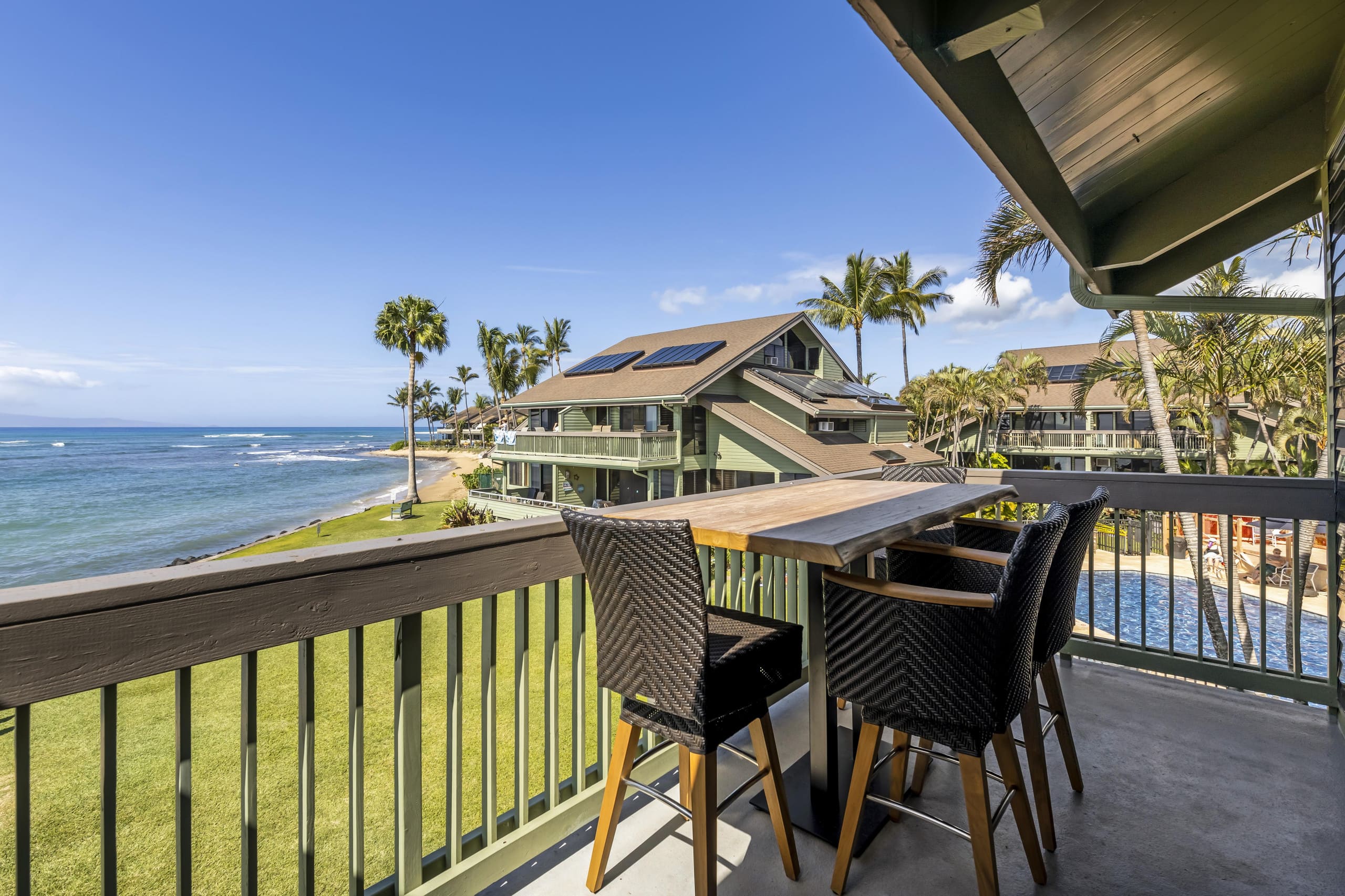 Condo in Lahaina · ★4.75 · 3 bedrooms · 7 beds · 2 baths - Image 10