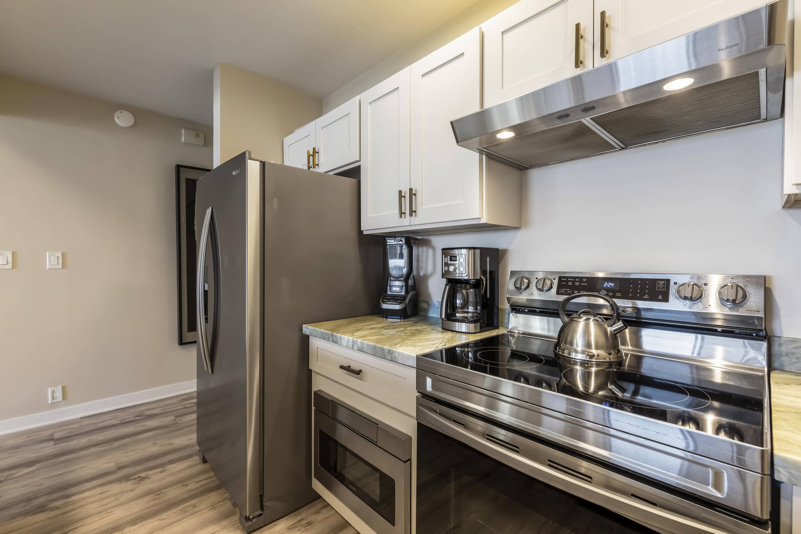 Condo in Lahaina · ★4.75 · 3 bedrooms · 7 beds · 2 baths - Image 20
