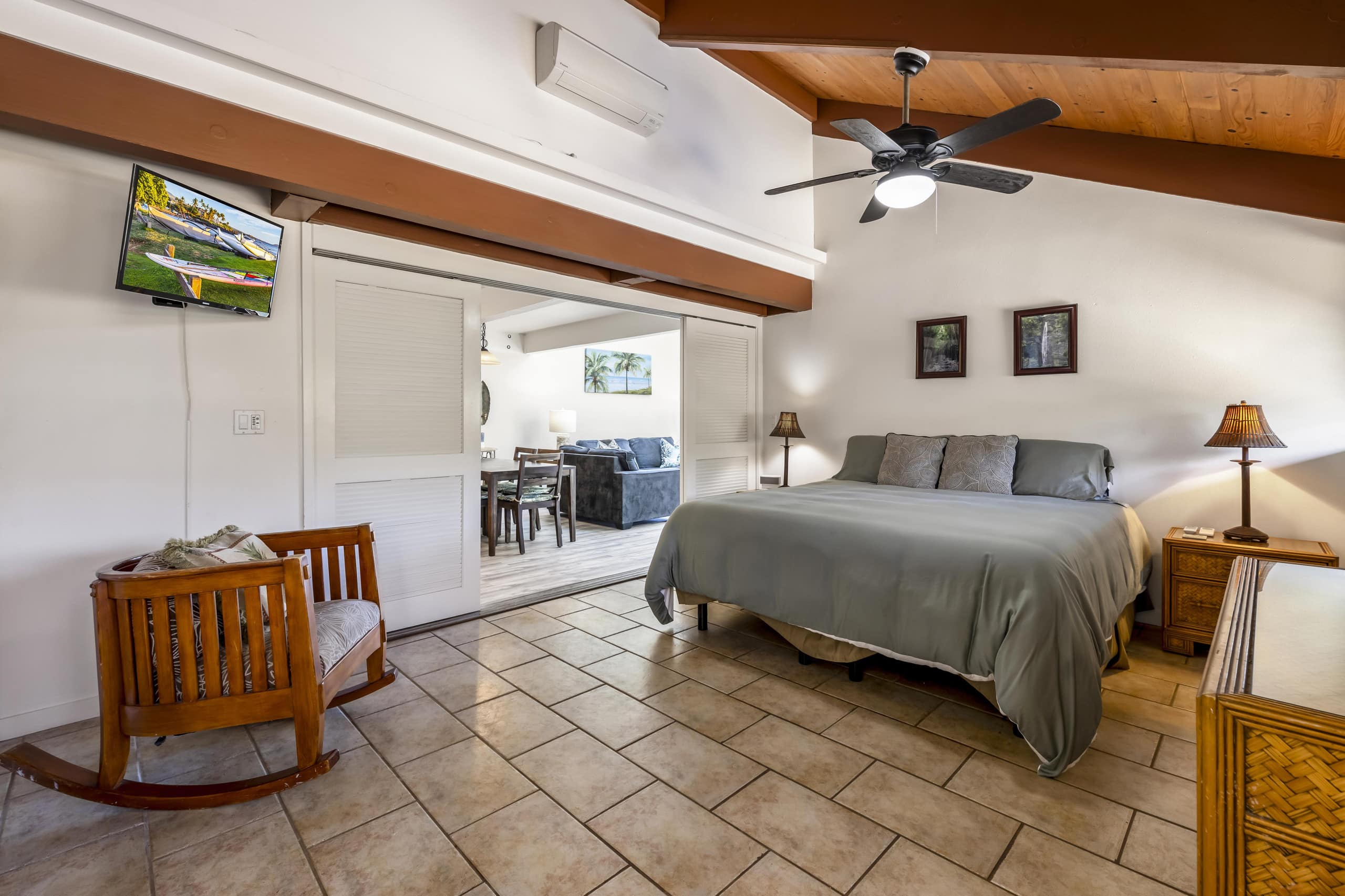 Condo in Lahaina · ★4.75 · 3 bedrooms · 7 beds · 2 baths - Image 36