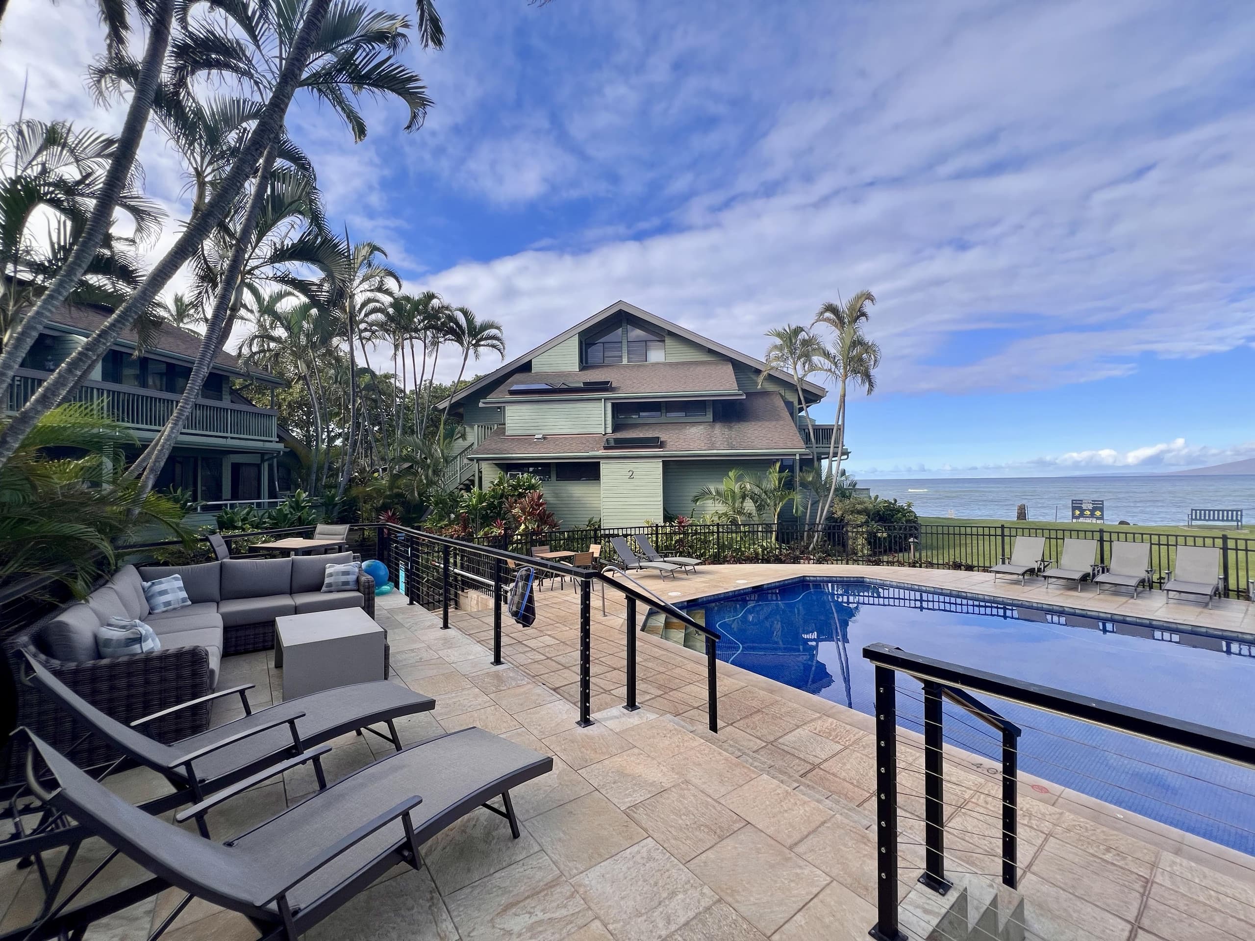 Condo in Lahaina · ★4.75 · 3 bedrooms · 7 beds · 2 baths - Image 48