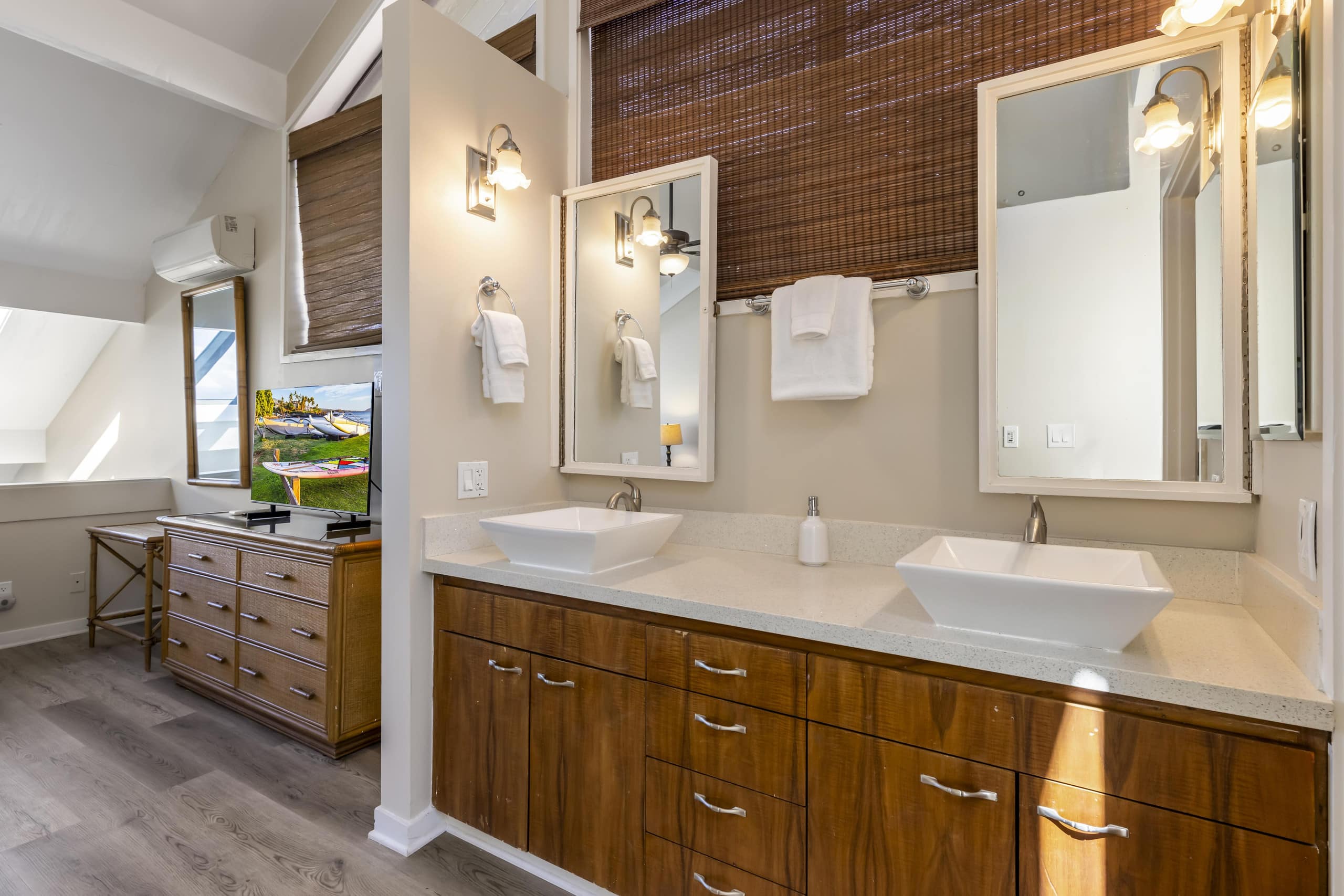 Condo in Lahaina · ★4.75 · 3 bedrooms · 7 beds · 2 baths - Image 33