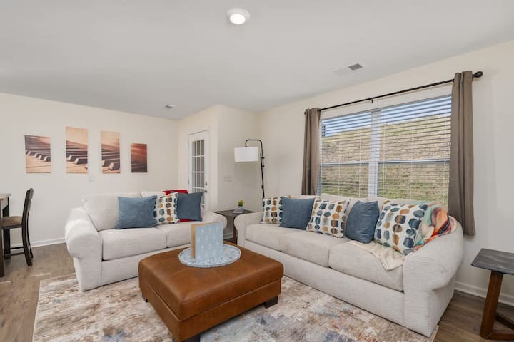 ‼️ Stylish 3br Getaway Across Bristol Speedway - Bristol, TN