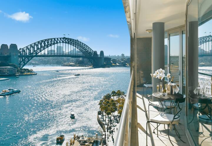 Circular Quay Retreat | Panoramic Harbour Views - Sydney