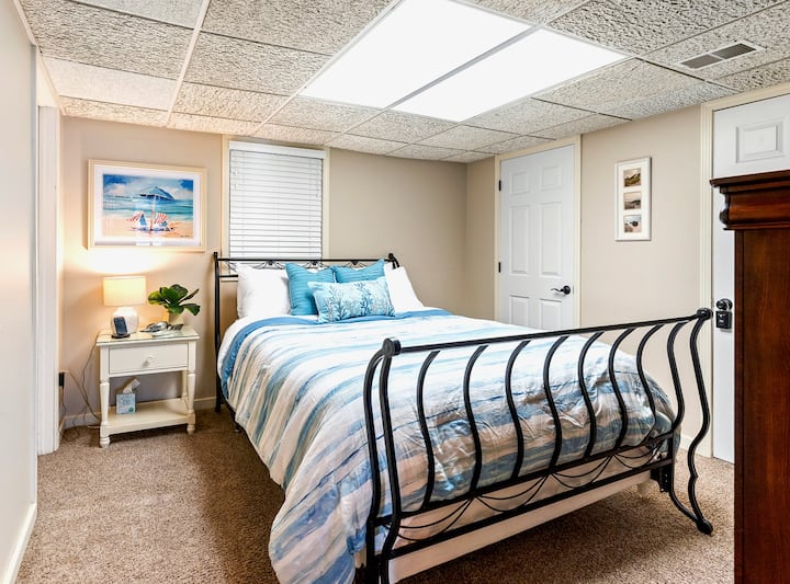 3rd Bedroom "Just Beachy"