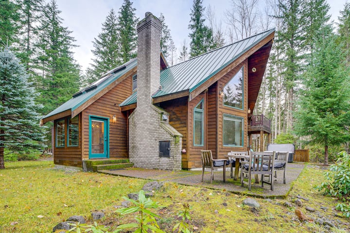 19 Mi To Slopes At Crystal Mtn: Getaway W/ Hot Tub - Mount Rainier National Park
