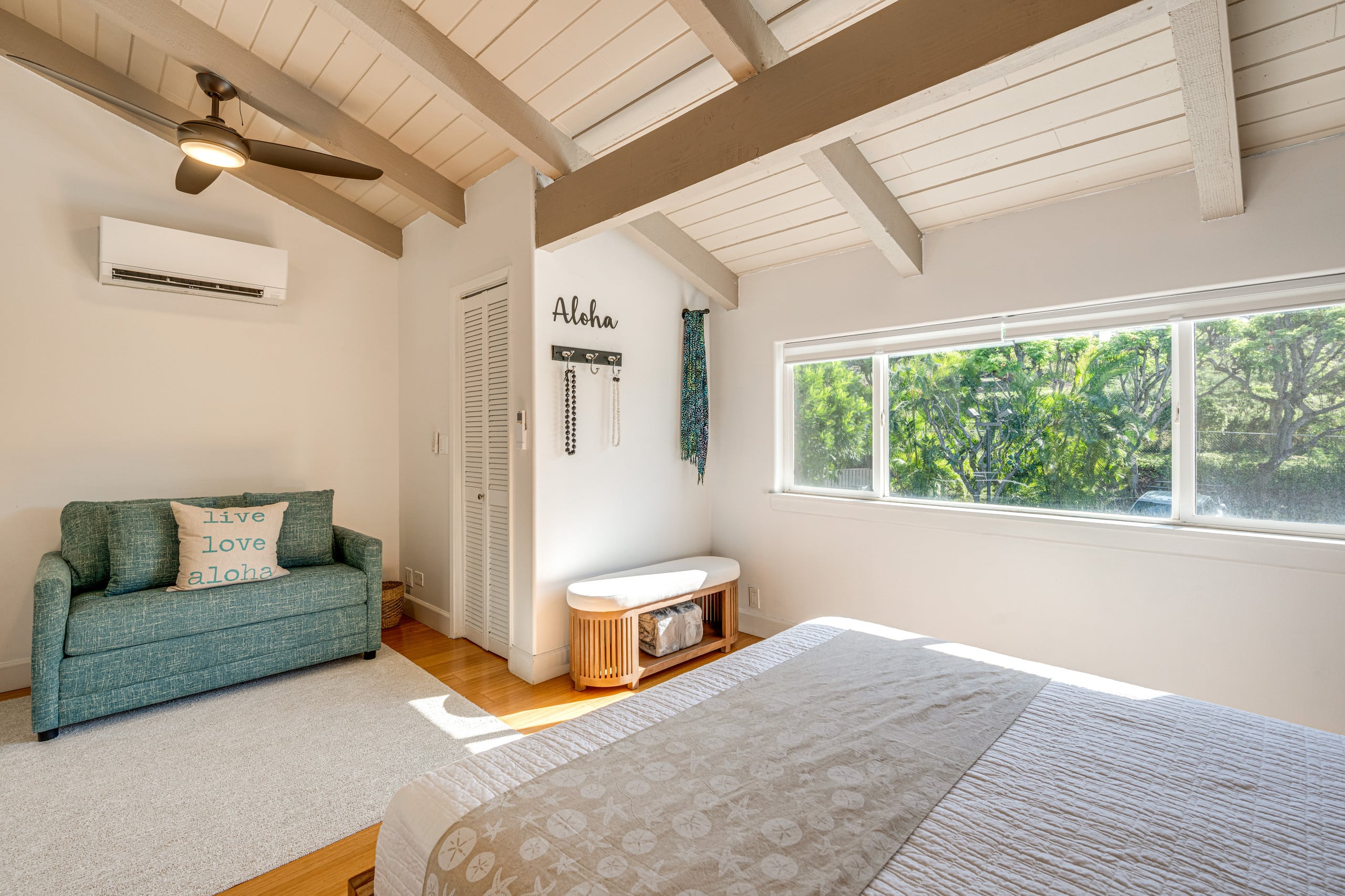 Townhouse in Lahaina · ★5.0 · 2 bedrooms · 4 beds · 2.5 private baths - Image 25