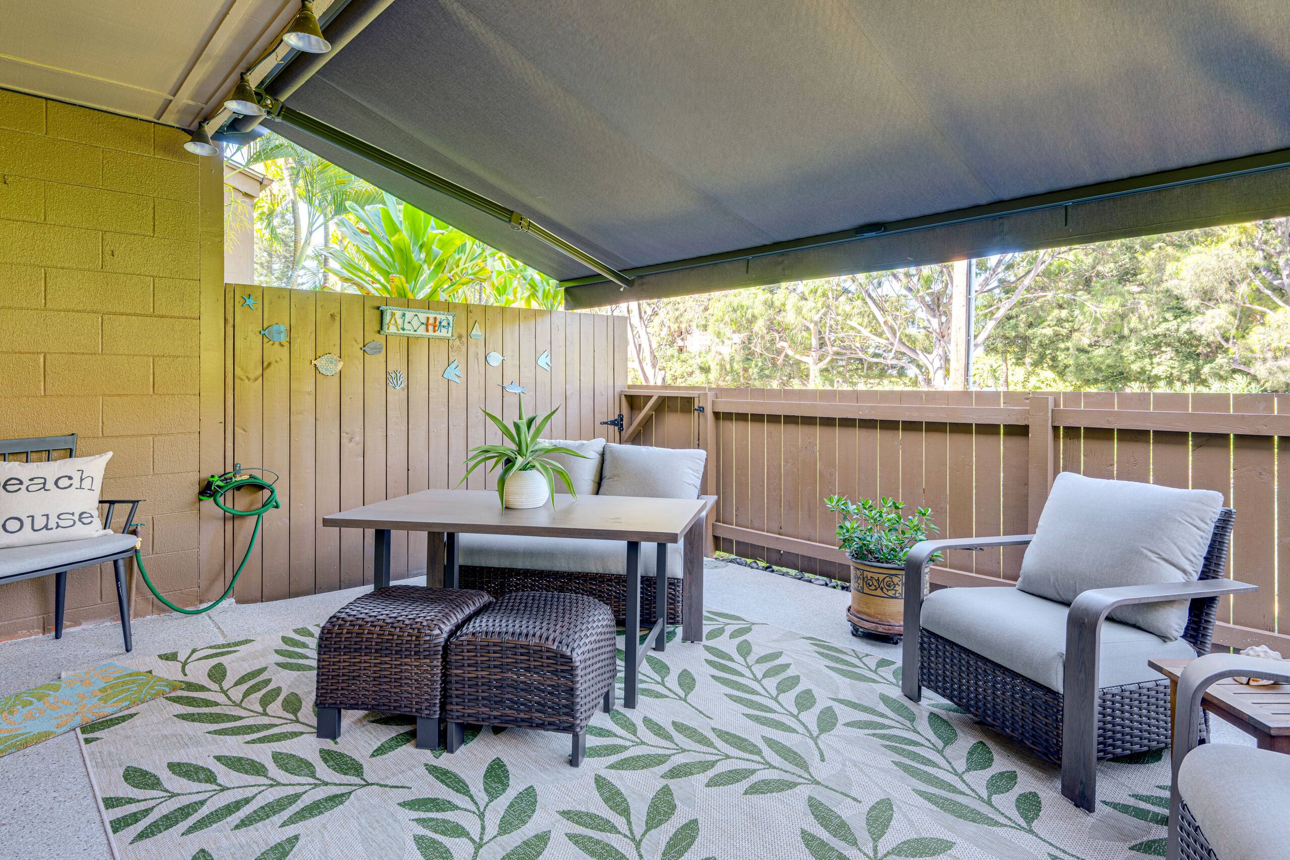Townhouse in Lahaina · ★5.0 · 2 bedrooms · 4 beds · 2.5 private baths - Image 14