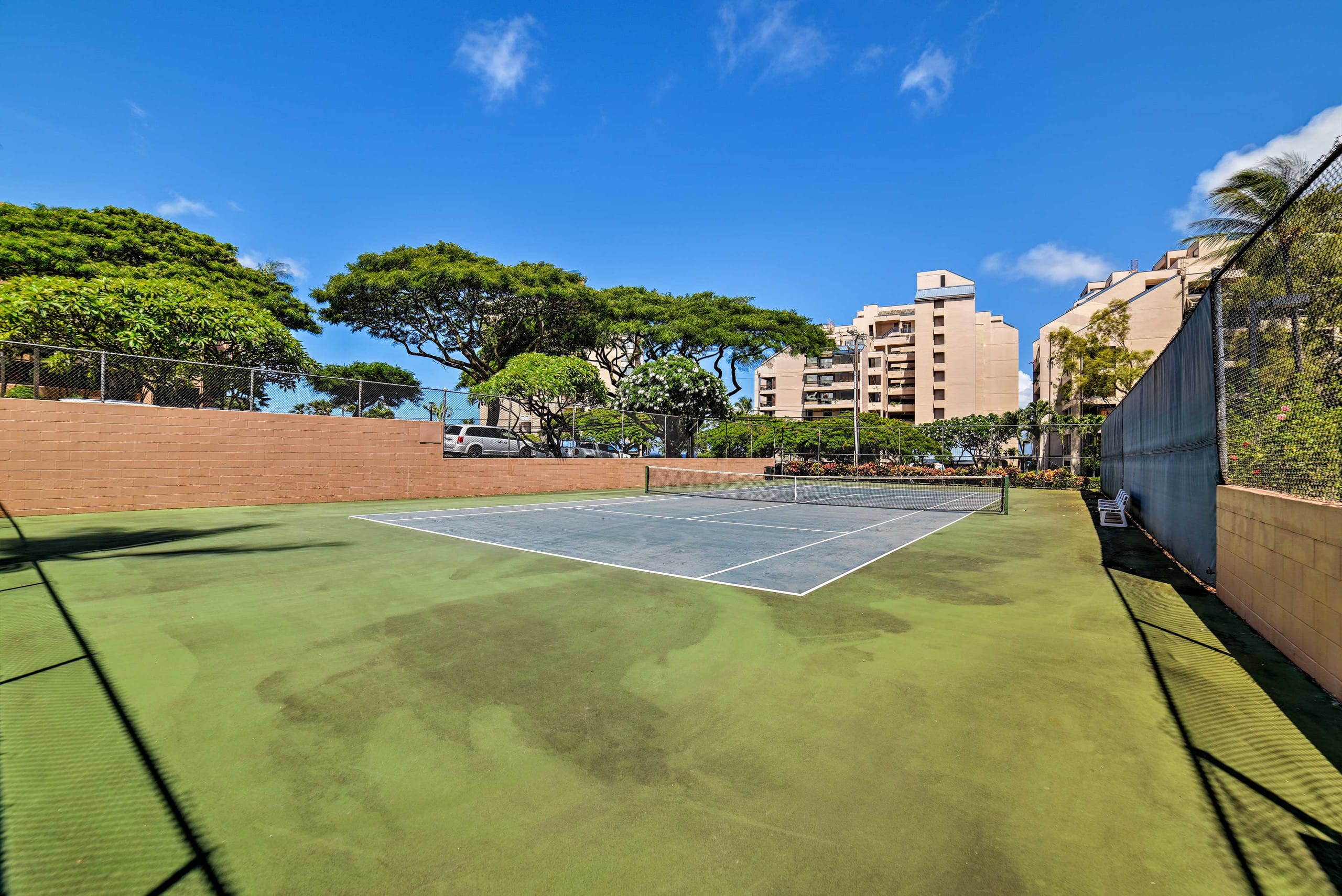 Townhouse in Lahaina · ★5.0 · 2 bedrooms · 4 beds · 2.5 private baths - Image 4