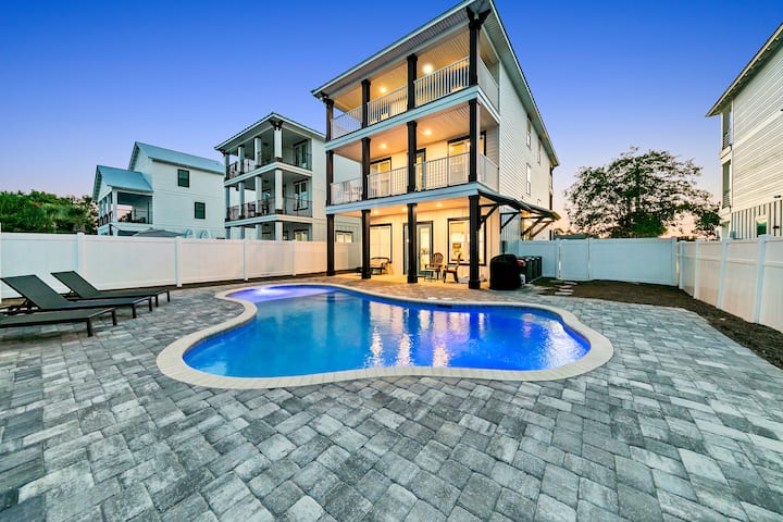 Shore Thing Getaway | Crystal Beach Luxury Vacatio - Destin, FL