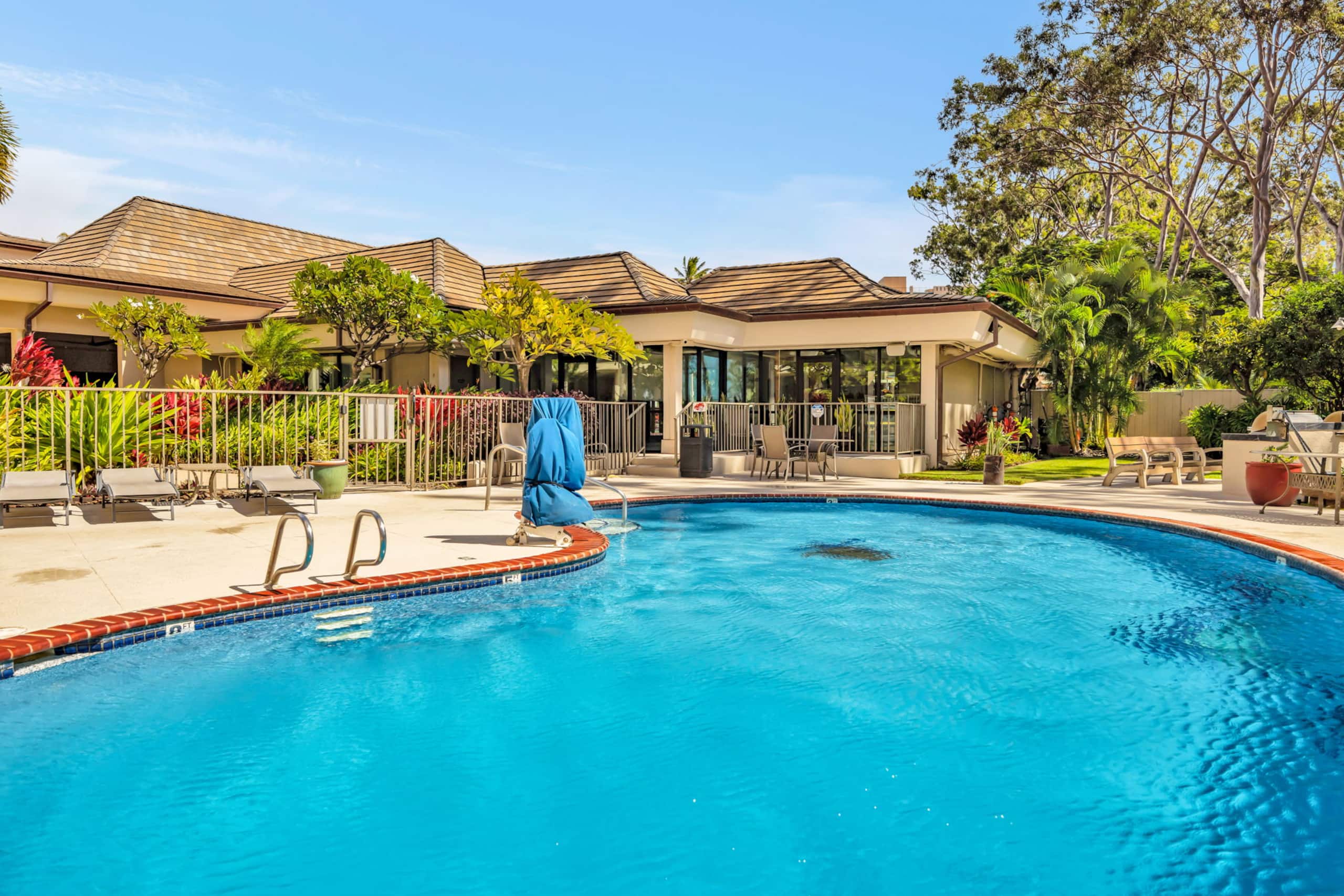 Condo in Lahaina · ★4.8 · Studio · 1 bed · 1 private bath - Image 37