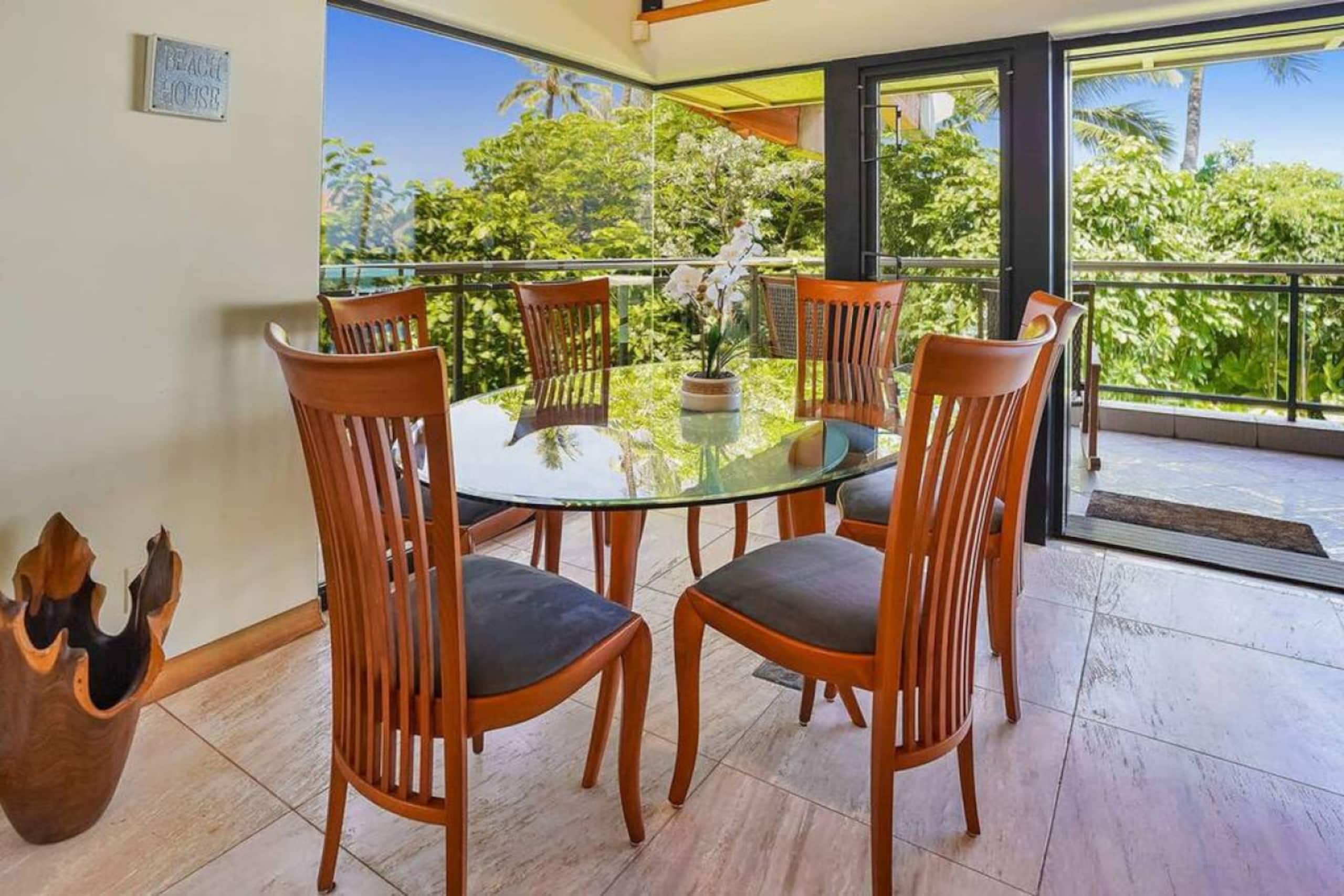 Luxury 2-Story Oceanfront Condo w/ Views & Pool - Photo 20