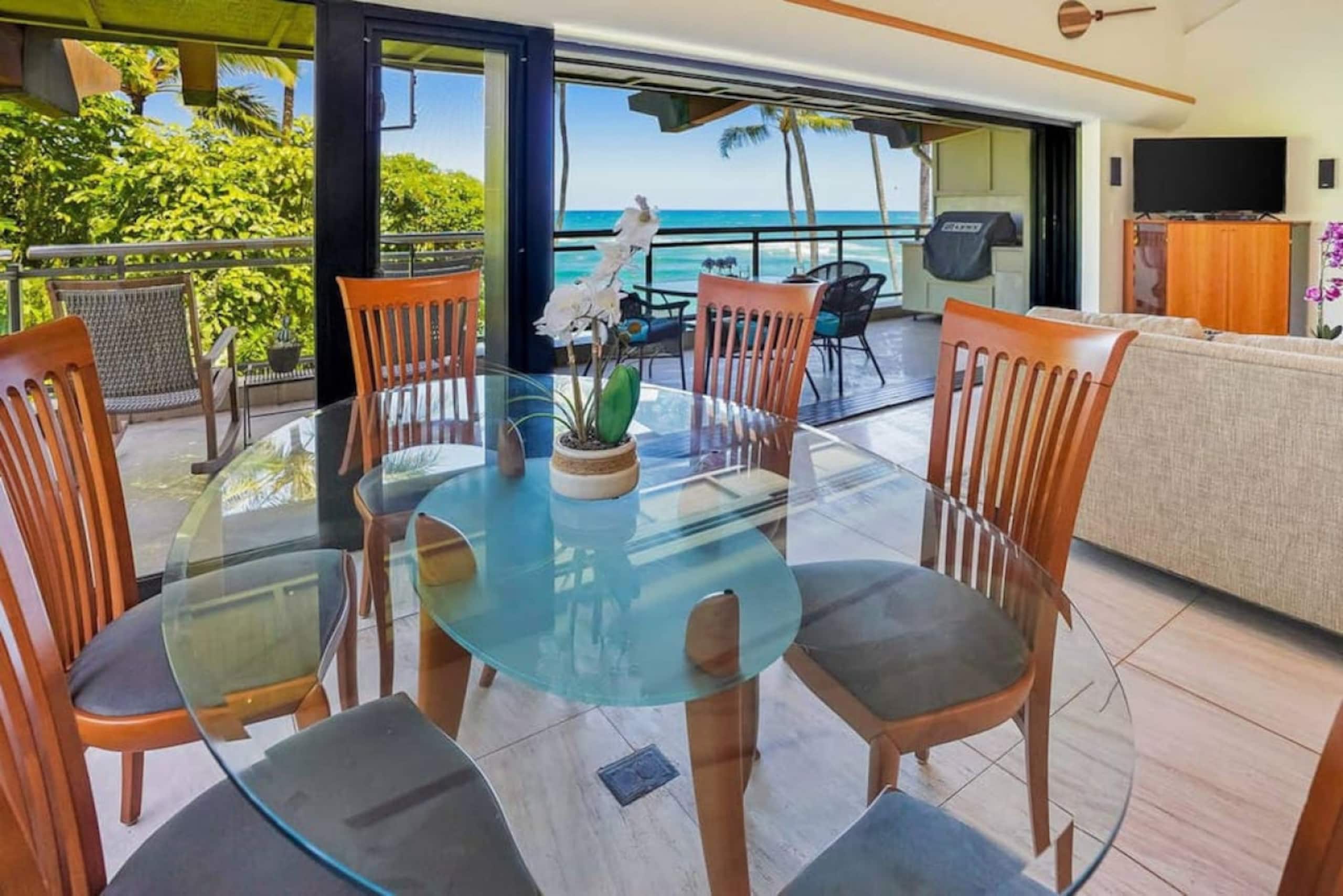Luxury 2-Story Oceanfront Condo w/ Views & Pool - Photo 19
