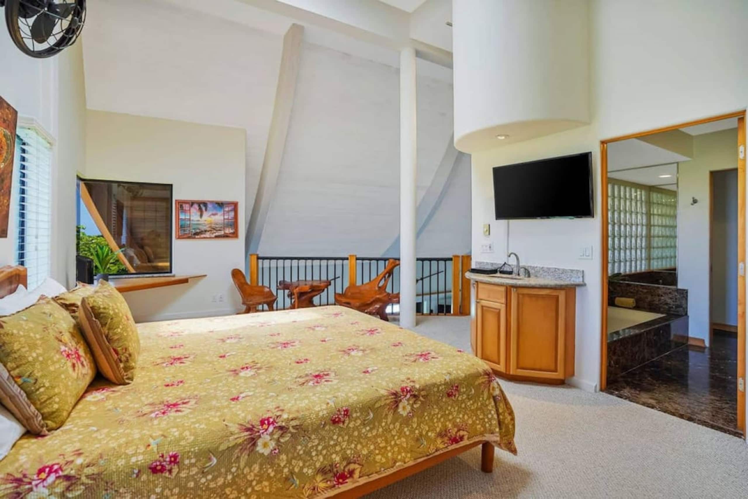 Luxury 2-Story Oceanfront Condo w/ Views & Pool - Photo 52