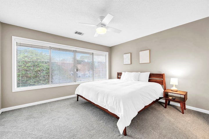 Second primary bedroom