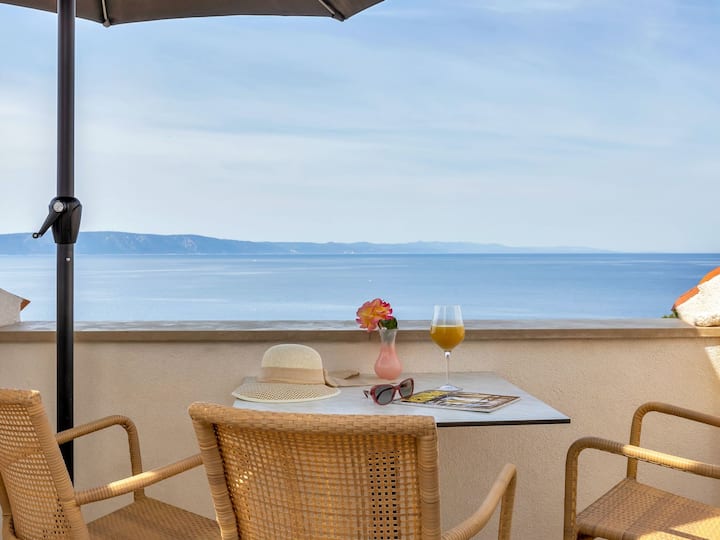 Villa Margitta Mit Pool, Tennisplatz Und Meerblick - Tučepi