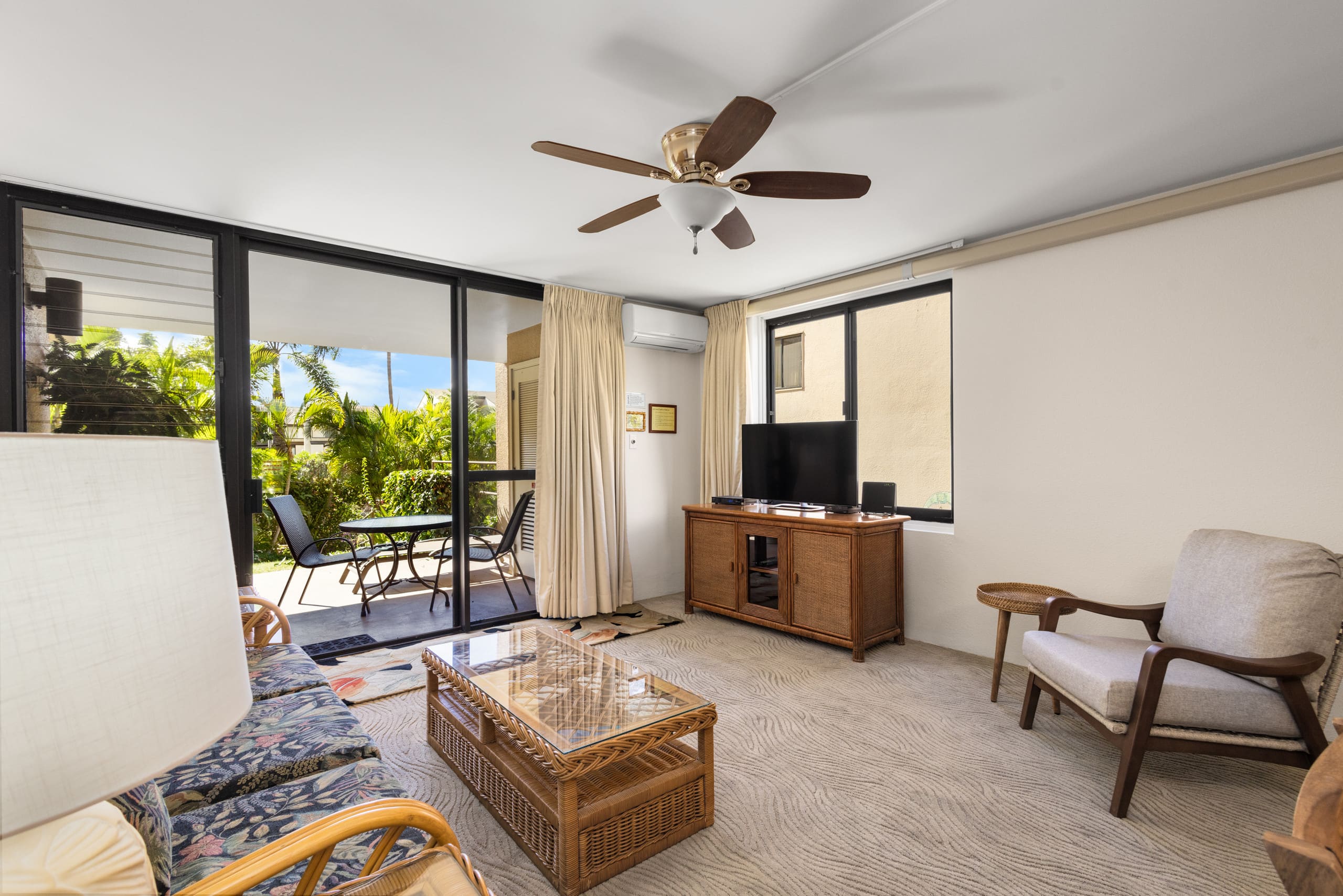 Beachy Ground-Floor Condo at Kamaole Sands - Photo 3