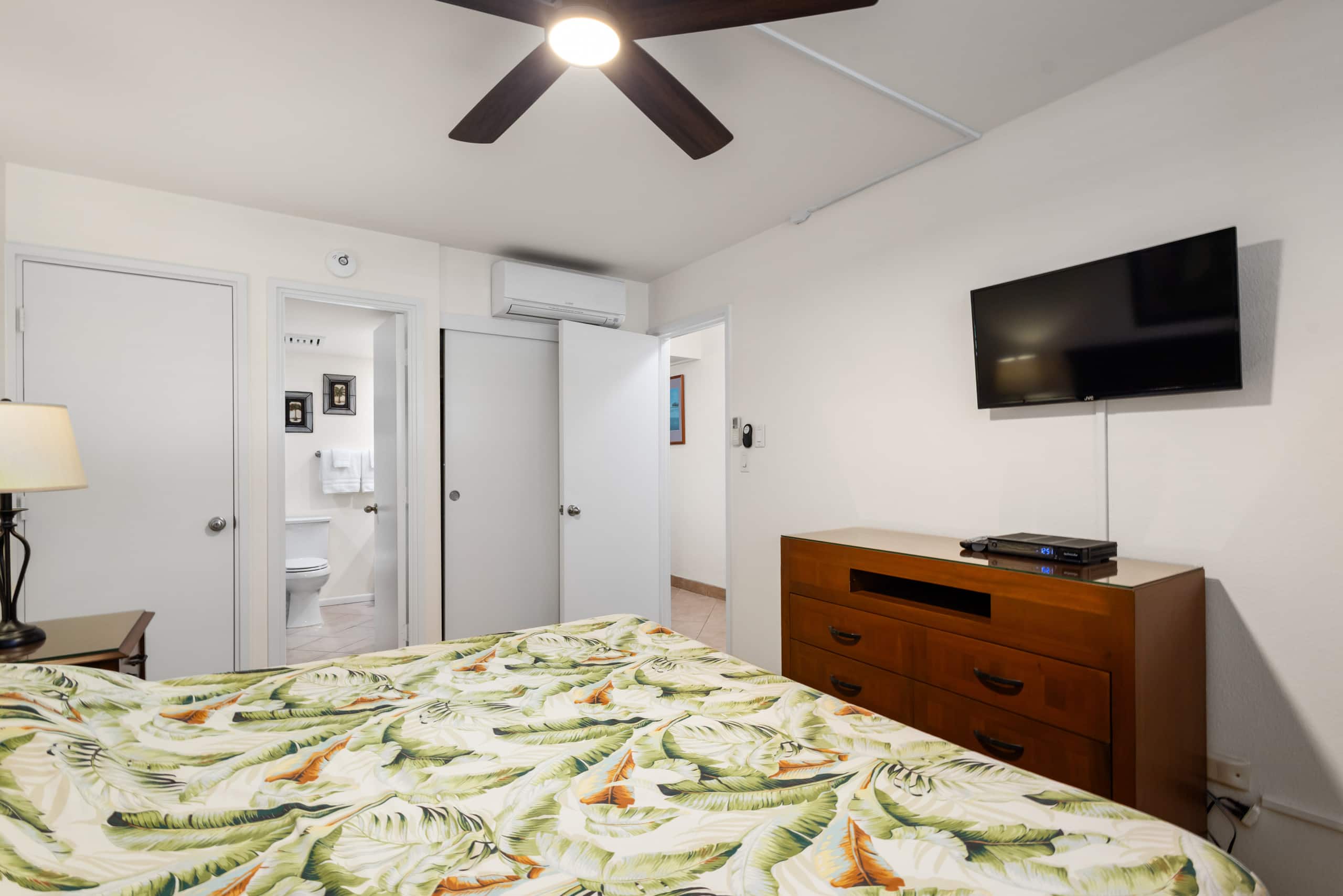 Beachy Ground-Floor Condo at Kamaole Sands - Photo 20