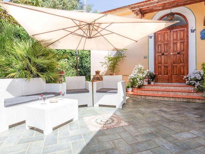 Sonnenstrahl By Interhome - Massa Lubrense